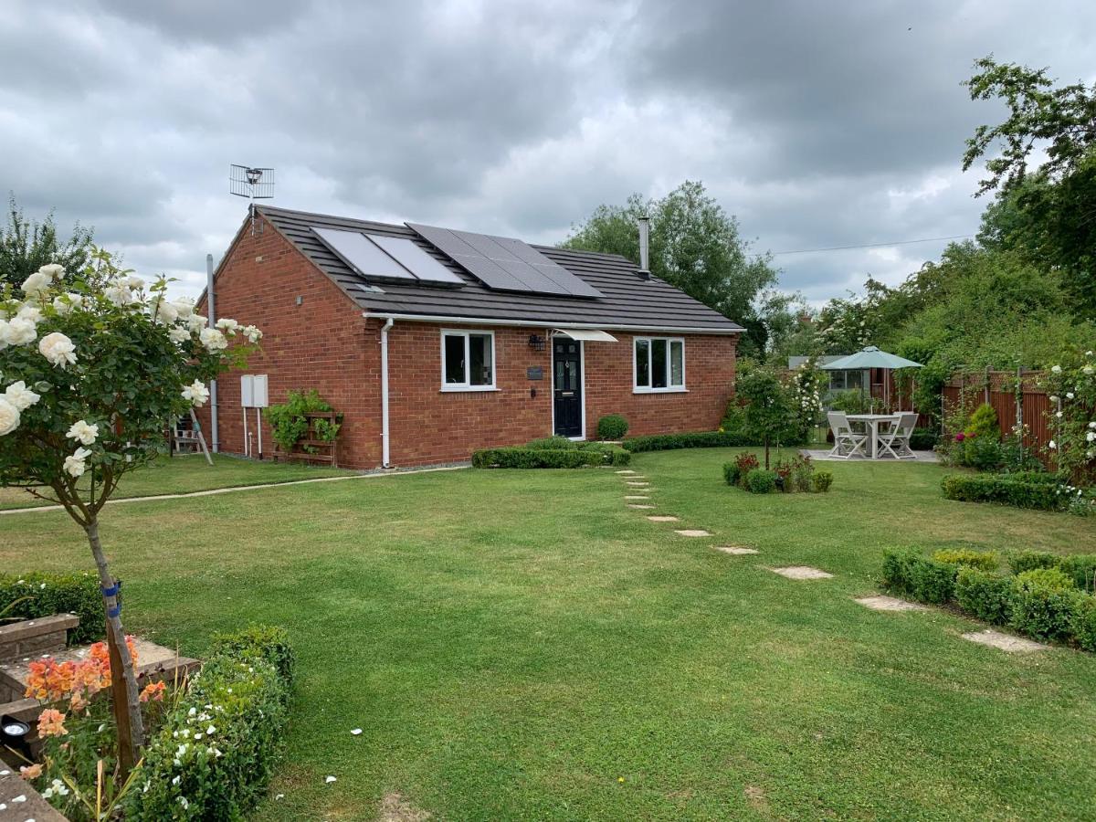 The Hideaway Villa Stratford-upon-Avon Exterior foto