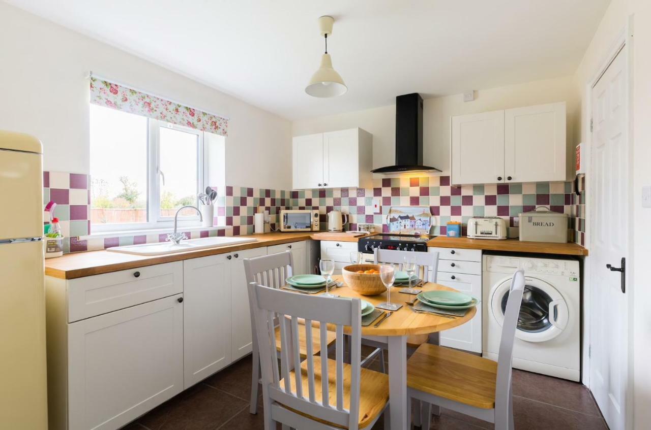 The Hideaway Villa Stratford-upon-Avon Exterior foto