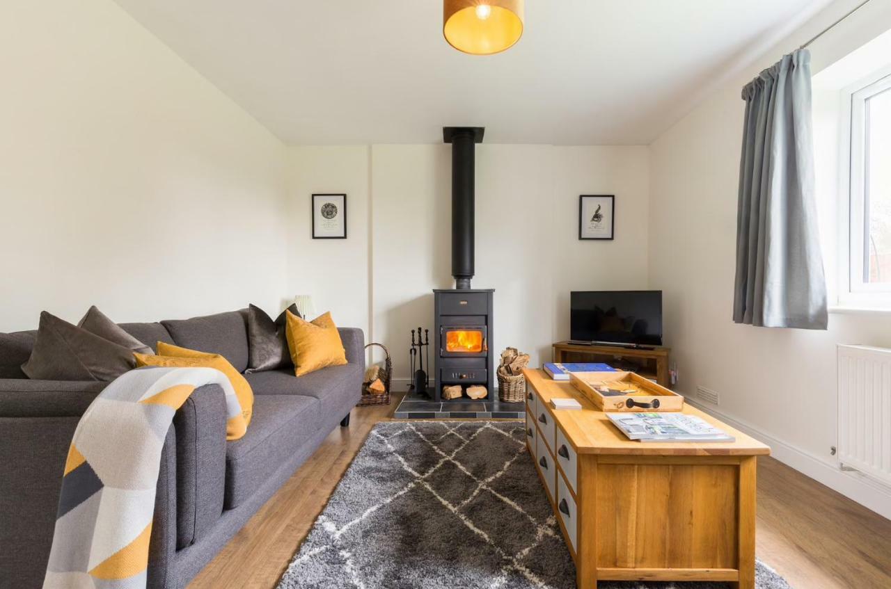 The Hideaway Villa Stratford-upon-Avon Exterior foto